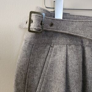 NWT Banana Republic Gray Herringbone Trousers Size 8